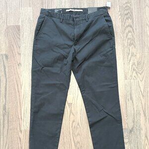 Banana Republic Factory Slim Chinos (NWT)